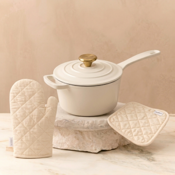Byron gietijzeren sauspan 19 CM - met deksel, ovenwant en pannenlap