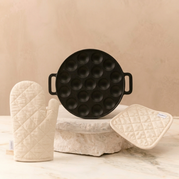 Byron gietijzeren poffertjes pan 24 CM met ovenwant en pannenlap
