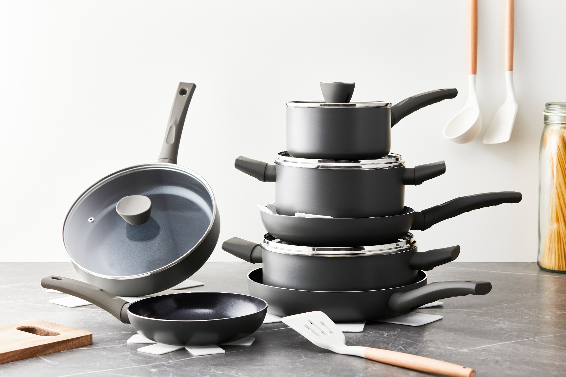 ISENVI Avon Chef du Jour - Pannenset 7 delig - Ergo grepen - Retour afbeelding